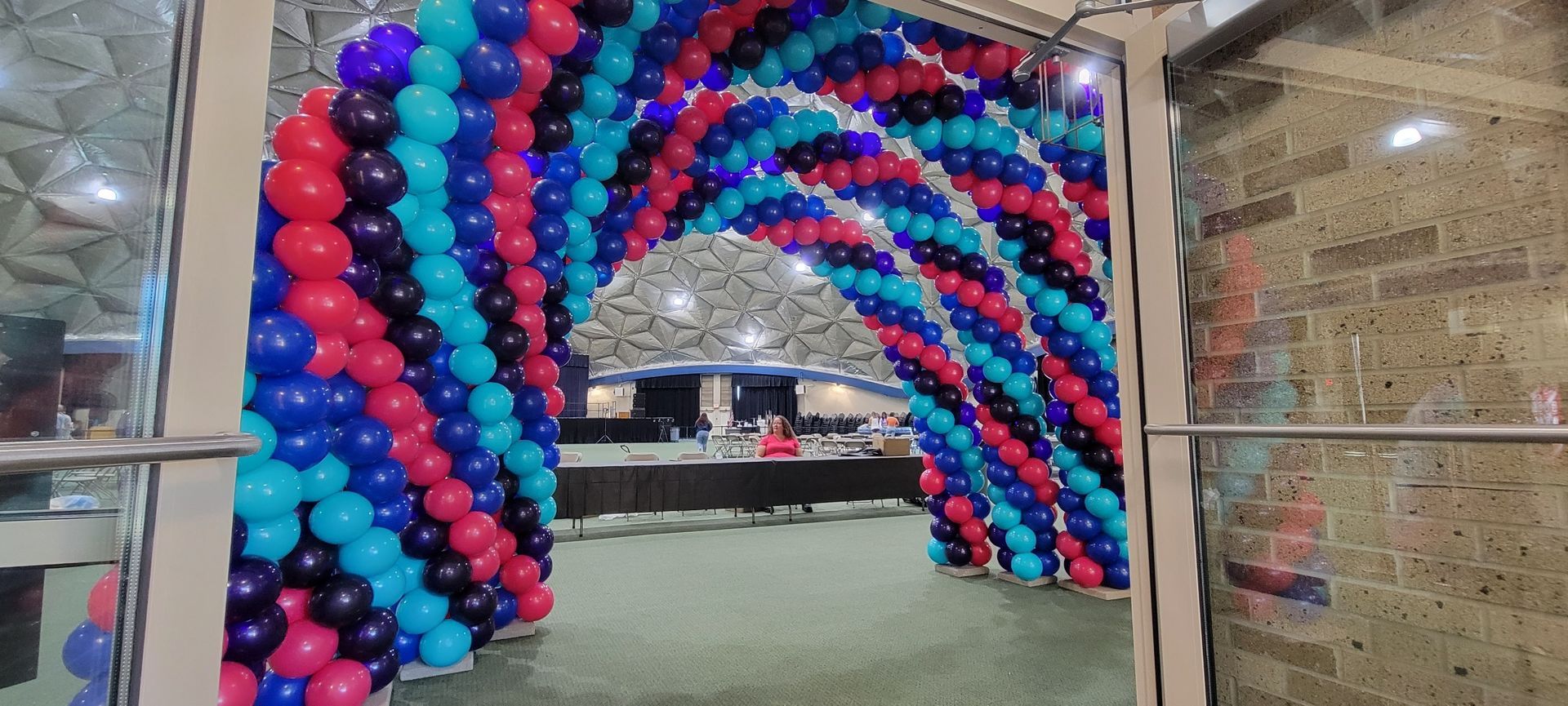 Corporate balloon arches at notre dame