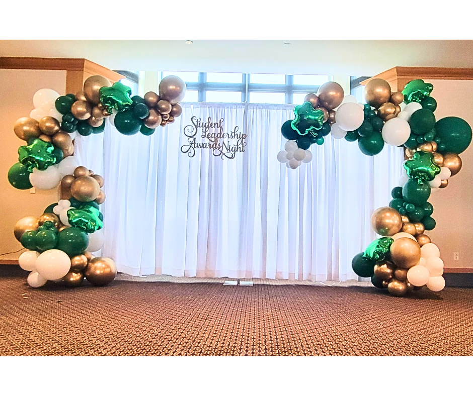 Balloon garlands backdrop for Student Leadership at Notre Dame