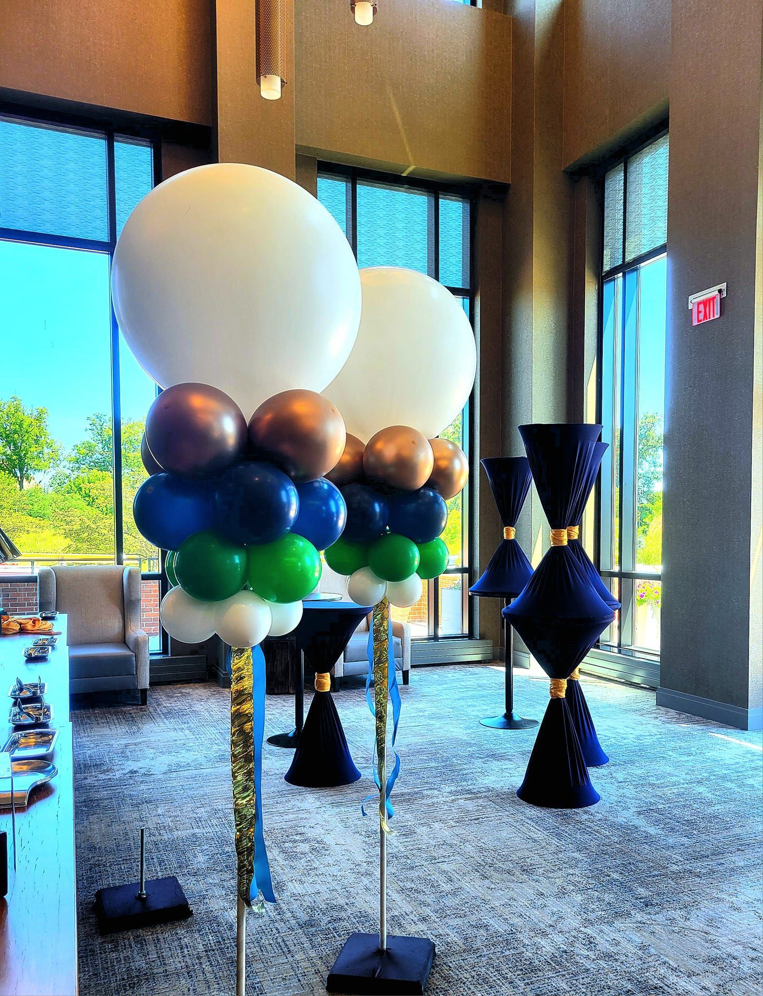 Balloon columns at Embassy Suites