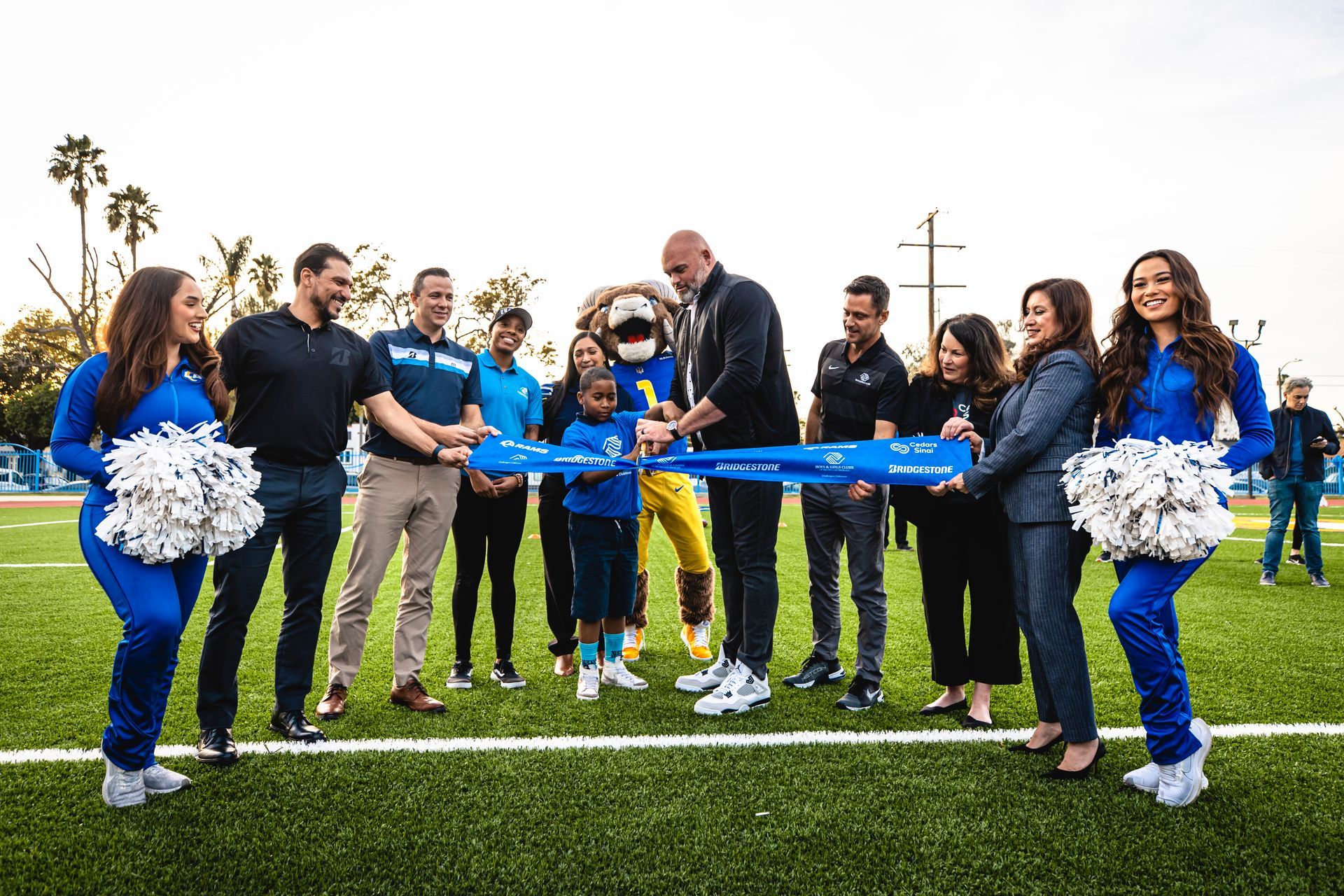 Cedars-Sinai and Los Angeles Rams Announce Partnership, Launch