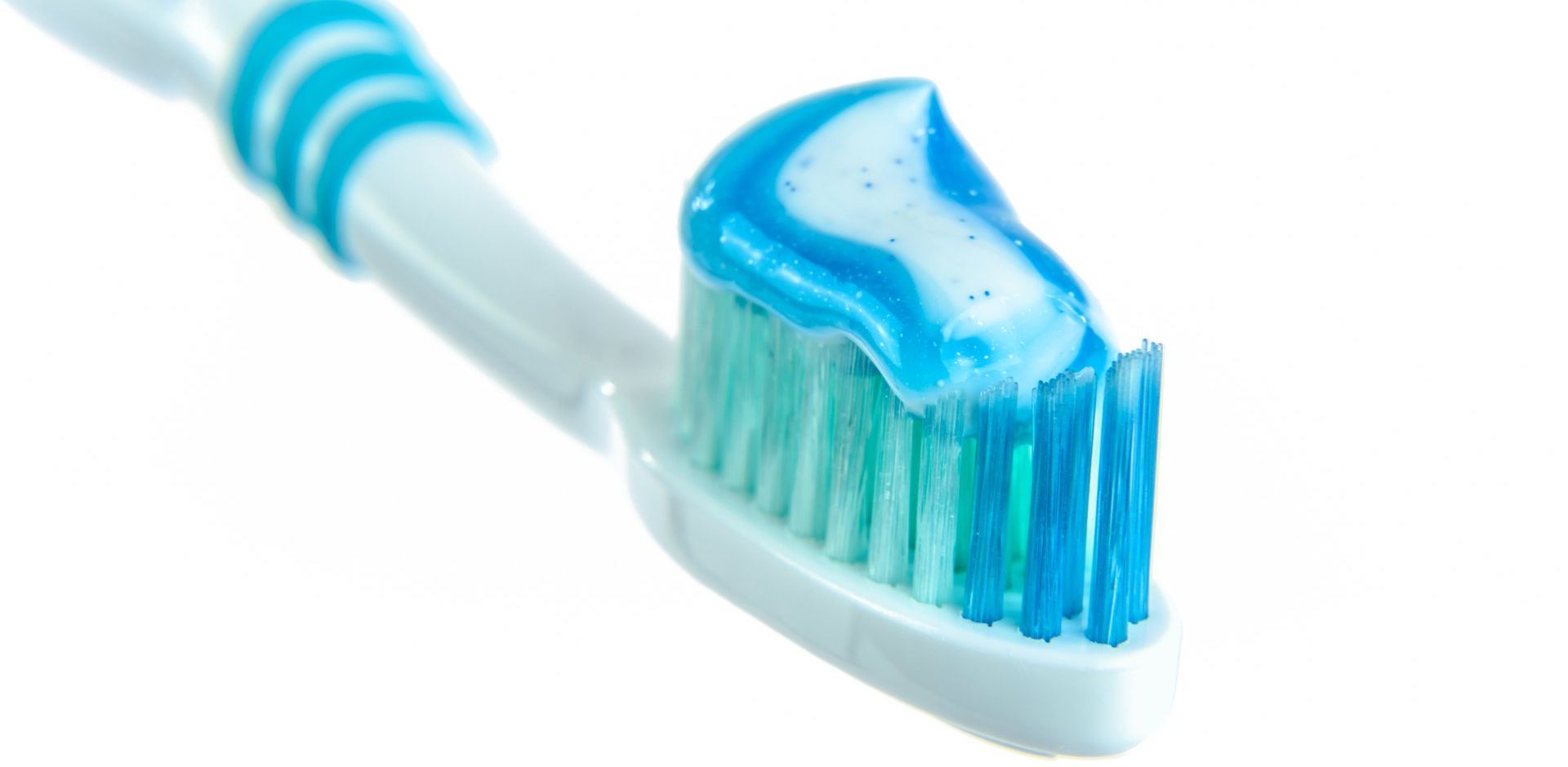 Tooth Brush With Tooth Paste | Dentist in Charlotte, NC 28208