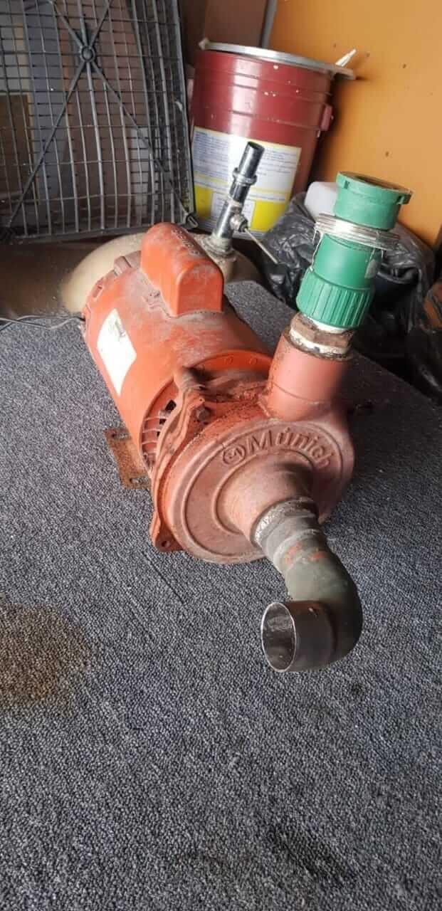 REPARACIÓN DE BOMBAS DE AGUA Y EMBOBINADO DE MOTORES  