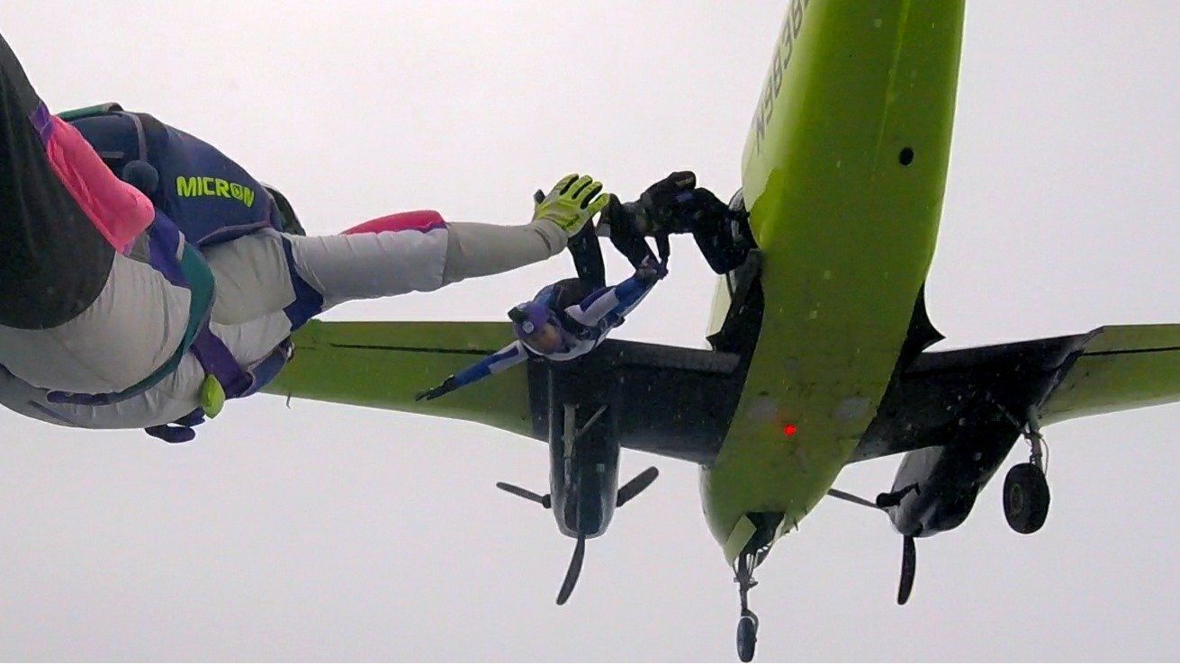 Falcon Skydiving Team | Skydive in Kansas City | Learn To Sky dive near Kansas City