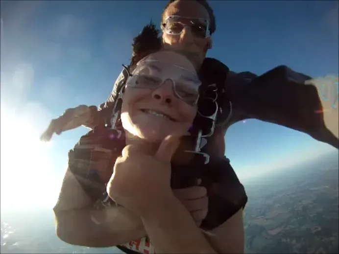 Skydive in Kansas City | Falcon Skydiving | Skydiving near Kansas