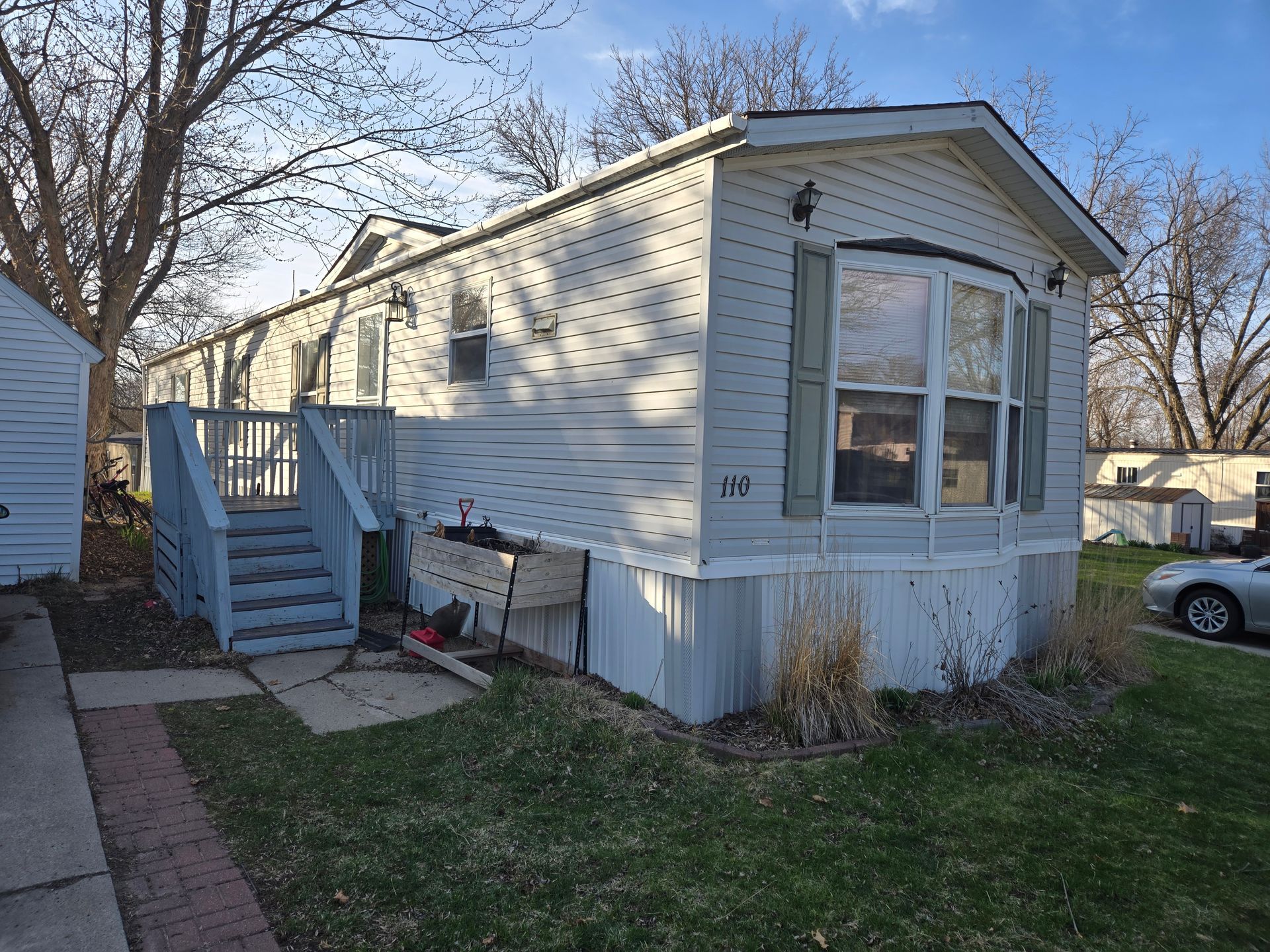 2127 Waterfront Drive