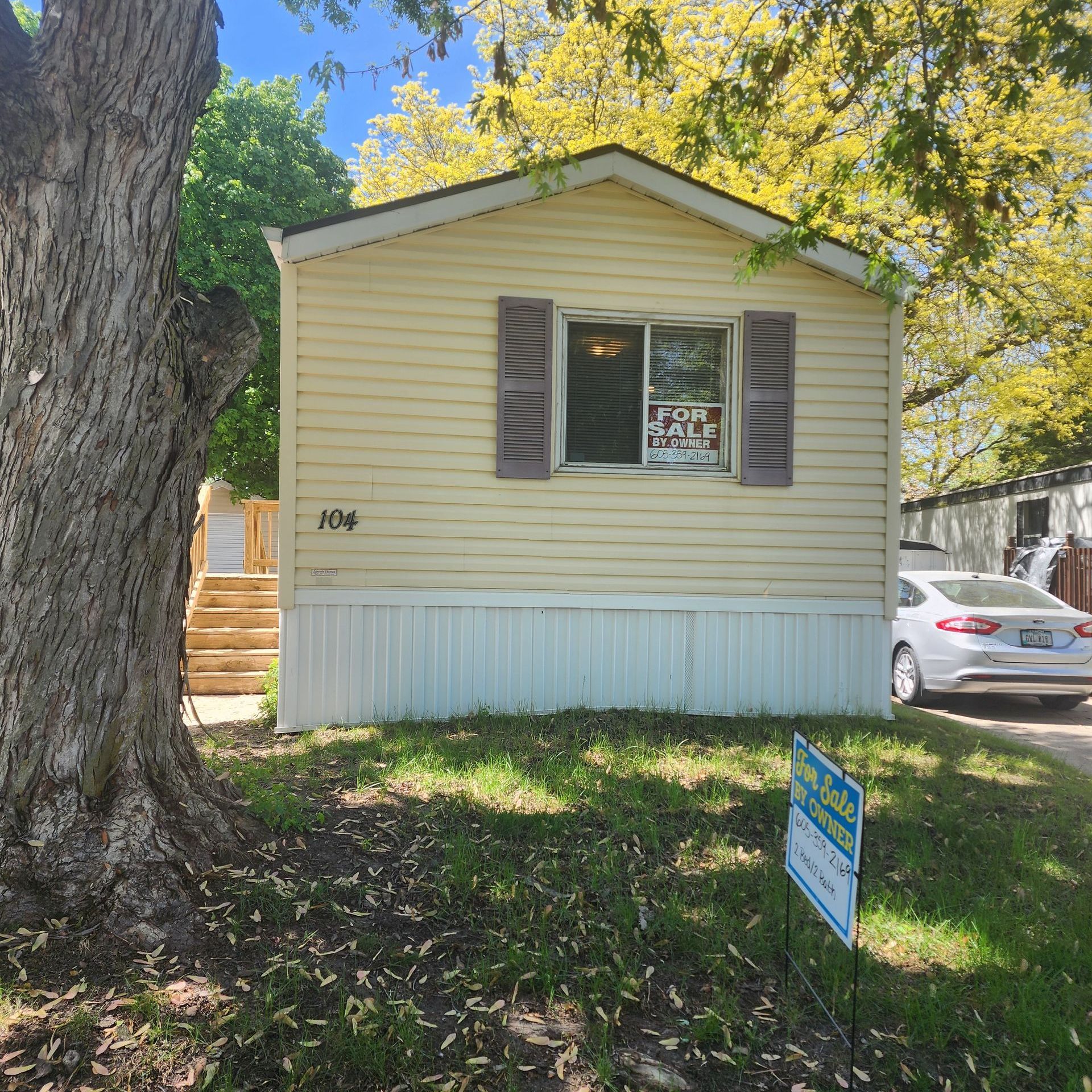 2127 Waterfront Drive