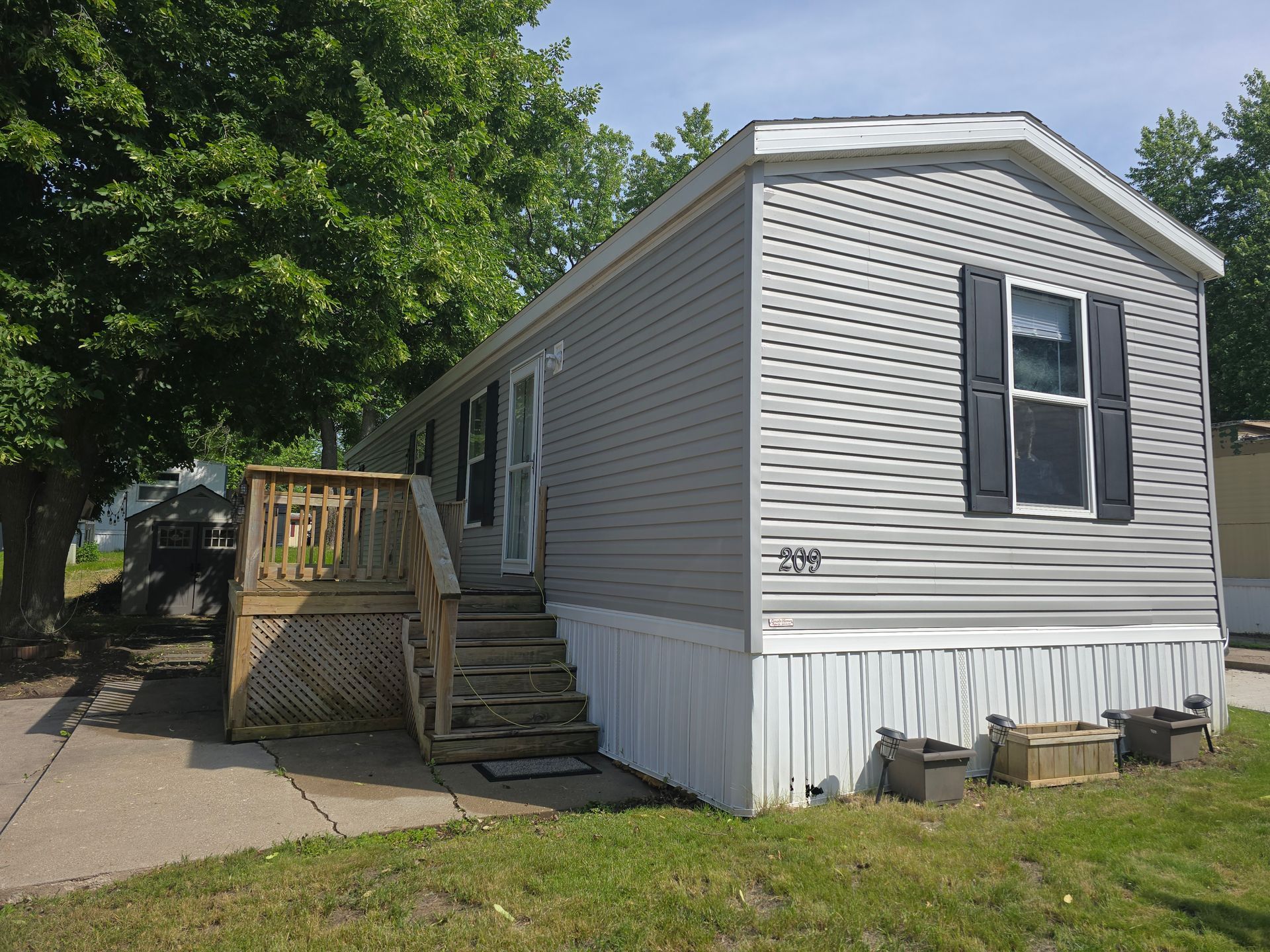 2127 Waterfront Drive