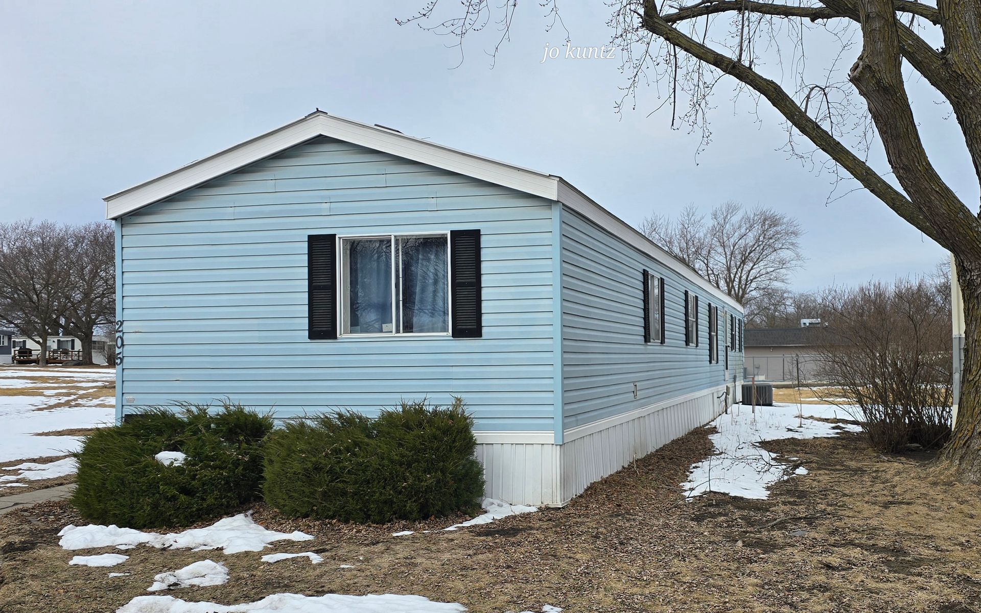 2127 Waterfront Drive