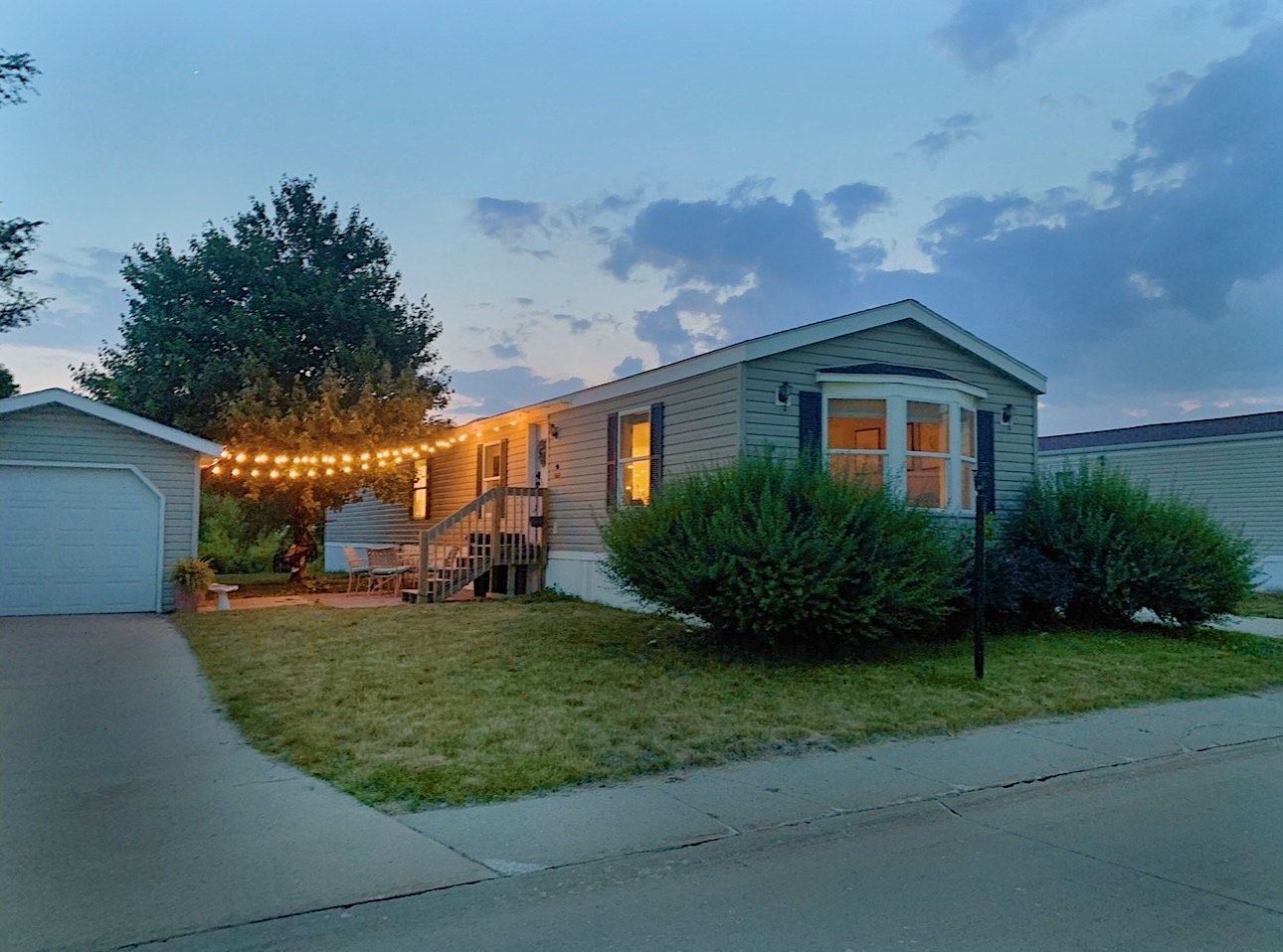 2127 Waterfront Drive