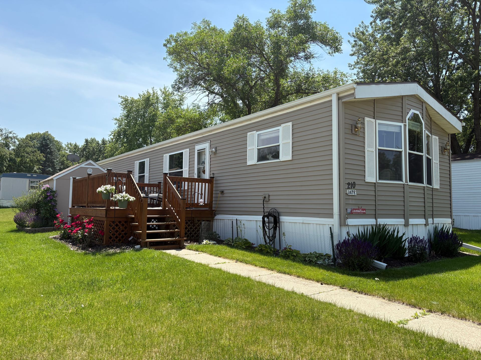 2127 Waterfront Drive