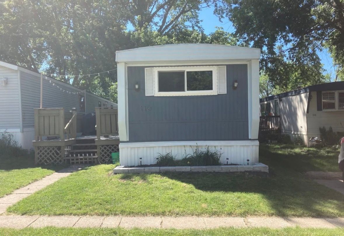 2127 Waterfront Drive