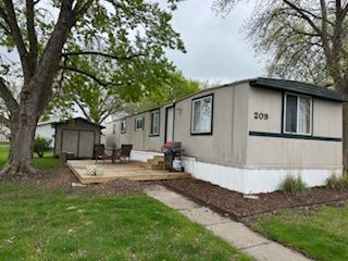2127 Waterfront Drive