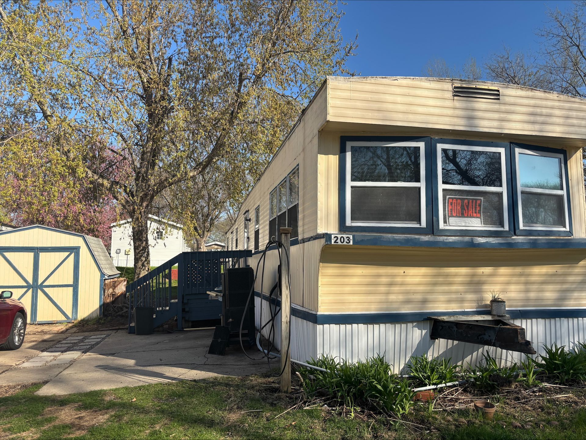 2127 Waterfront Drive
