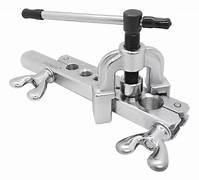 Herramienta cortadora de tubos de color azul y negro.