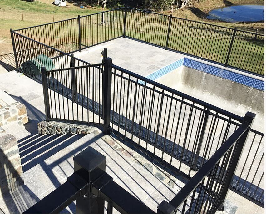 Fencing Rockhampton Powdercoating & Fence Panels