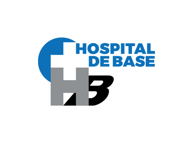 Logotipo do Hospital de Base, com um círculo azul e uma cruz branca sobre "HB" cinza e preto com o texto "HOSPITAL DE BASE".