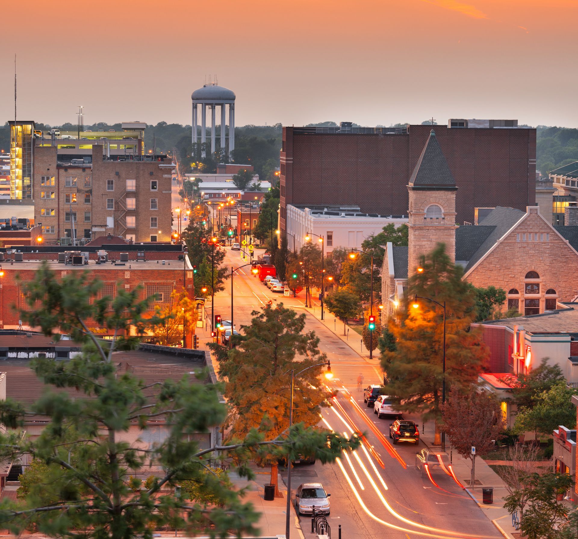Find the Best Spots in Columbia, MO to Show to Your Parents & Live With The Lofts.