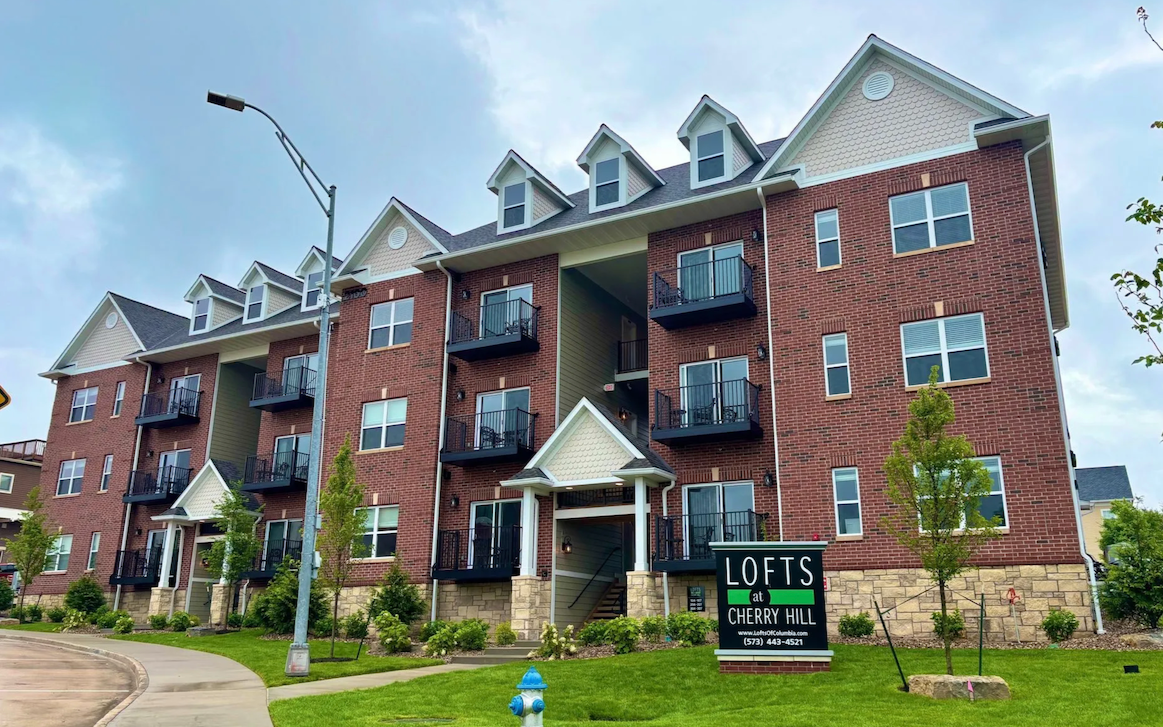 Take a Look at Cozy Apartments at The Lofts at Cherry Hill in Columbia, MO