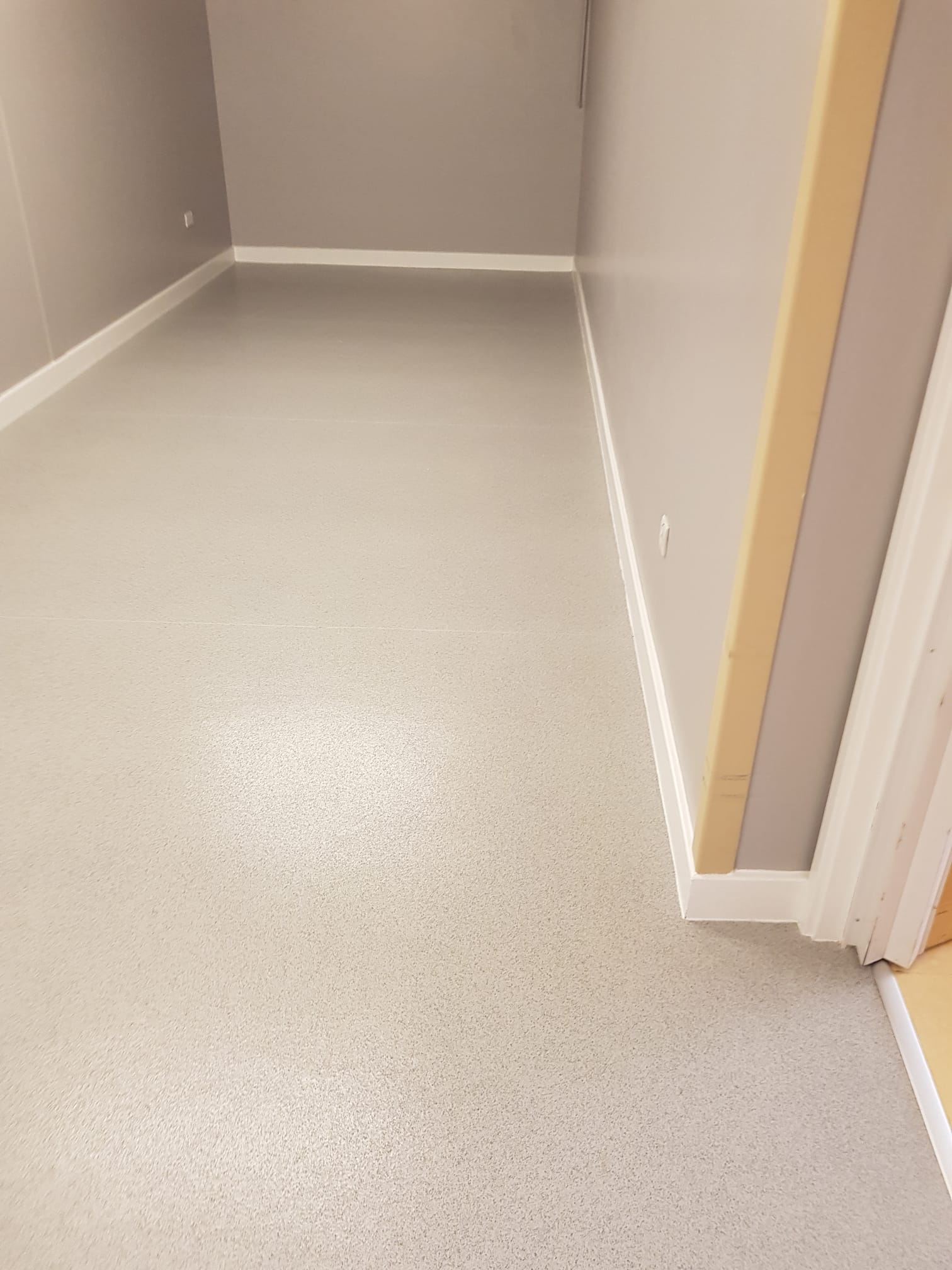 flooring 25