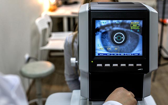 Eye Exam — Modern Eye Checkup in