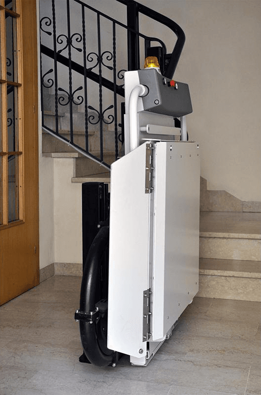 montascale su scale corte