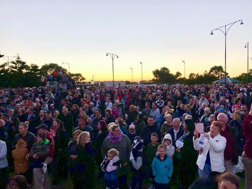 anzacs services evening