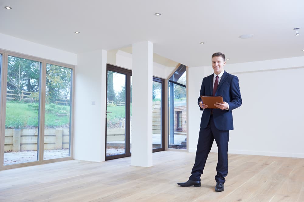 Estate Agent — Richardson Conveyancing in Tumbi Umbi, NSW