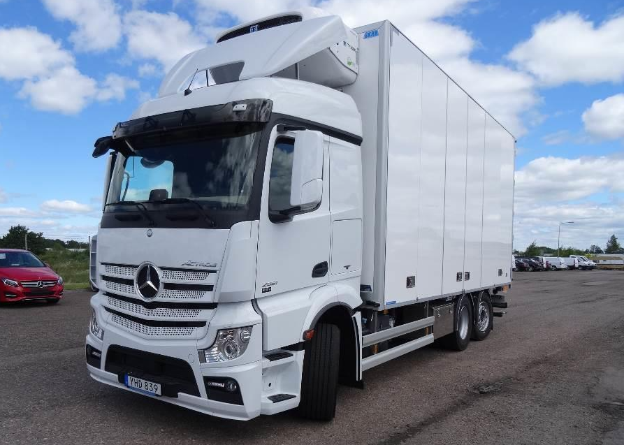 Mercedes Actros 2546