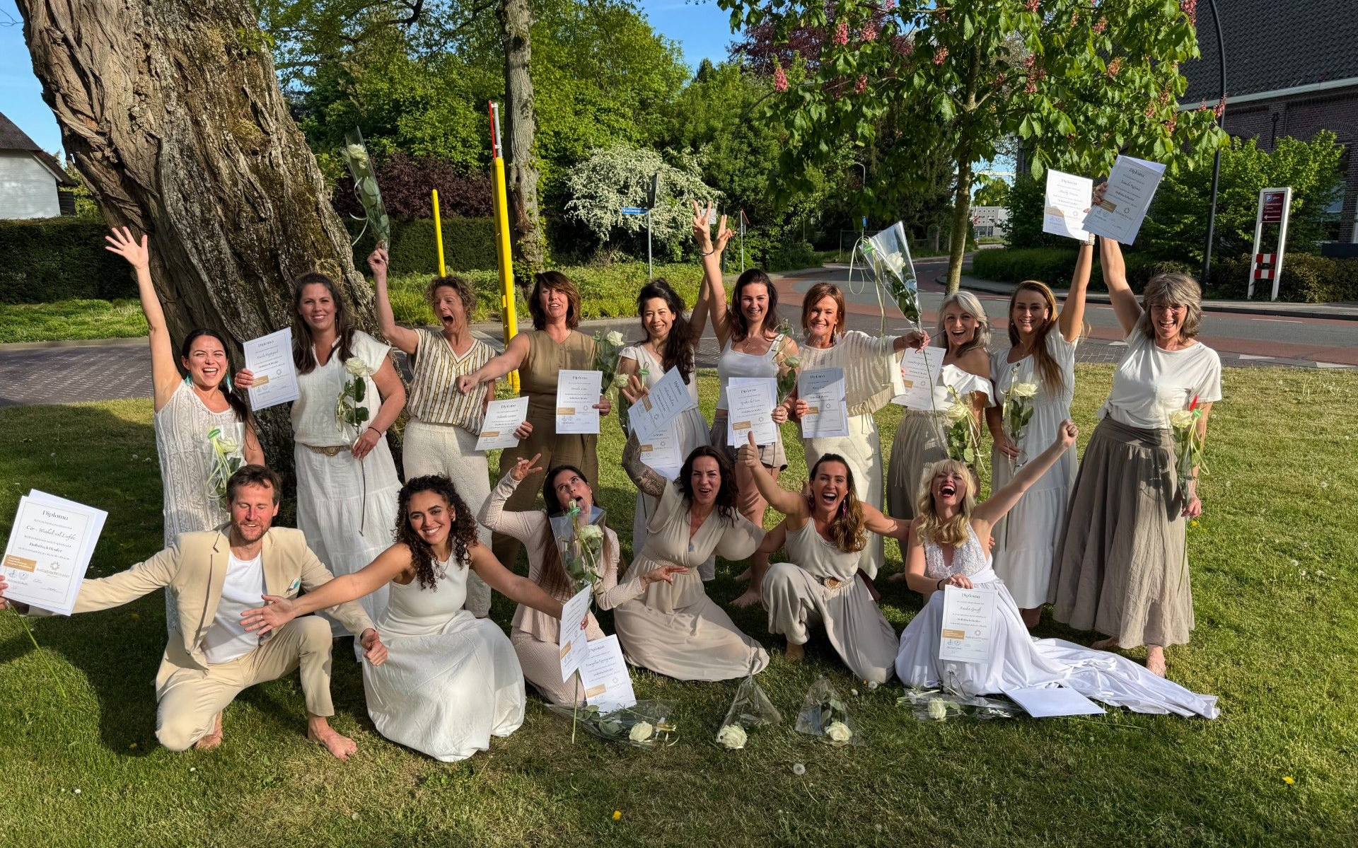 Holistisch Healers van harte gefeliciteerd met jullie diploma.