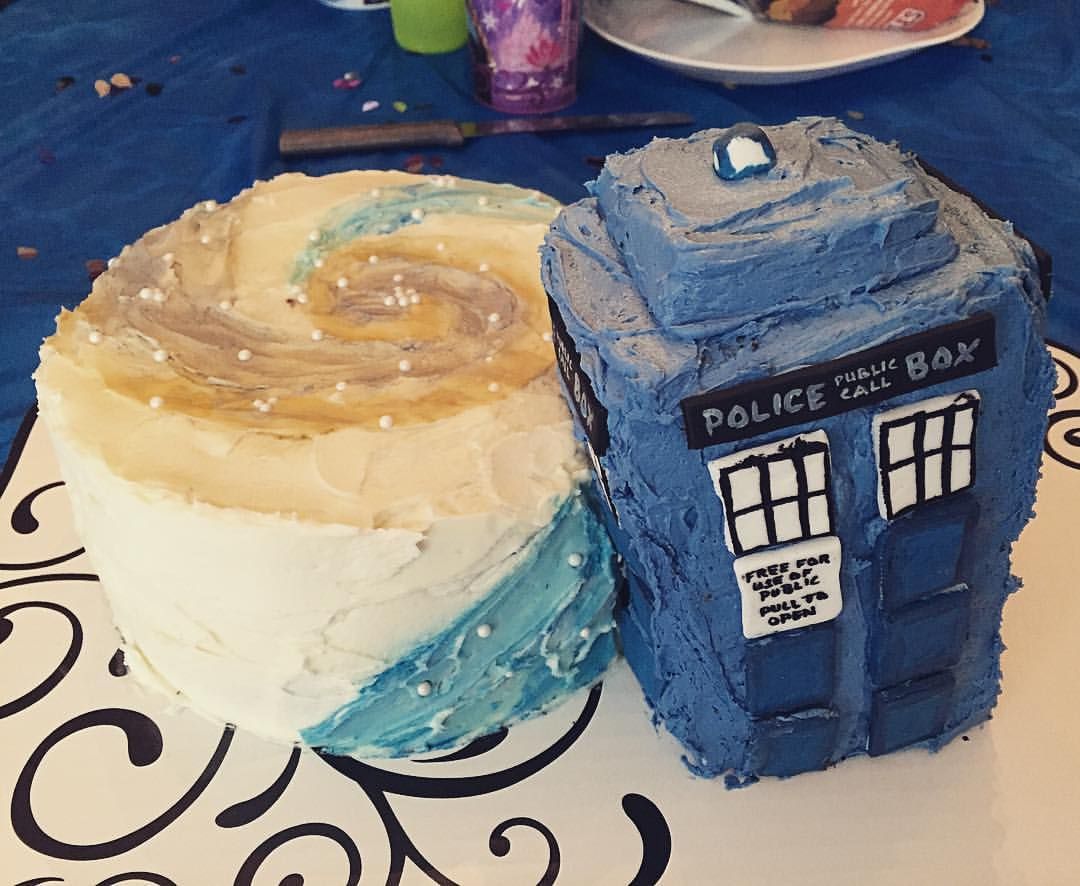 Doctor Who themed cake: a time vortex and a blue TARDIS.