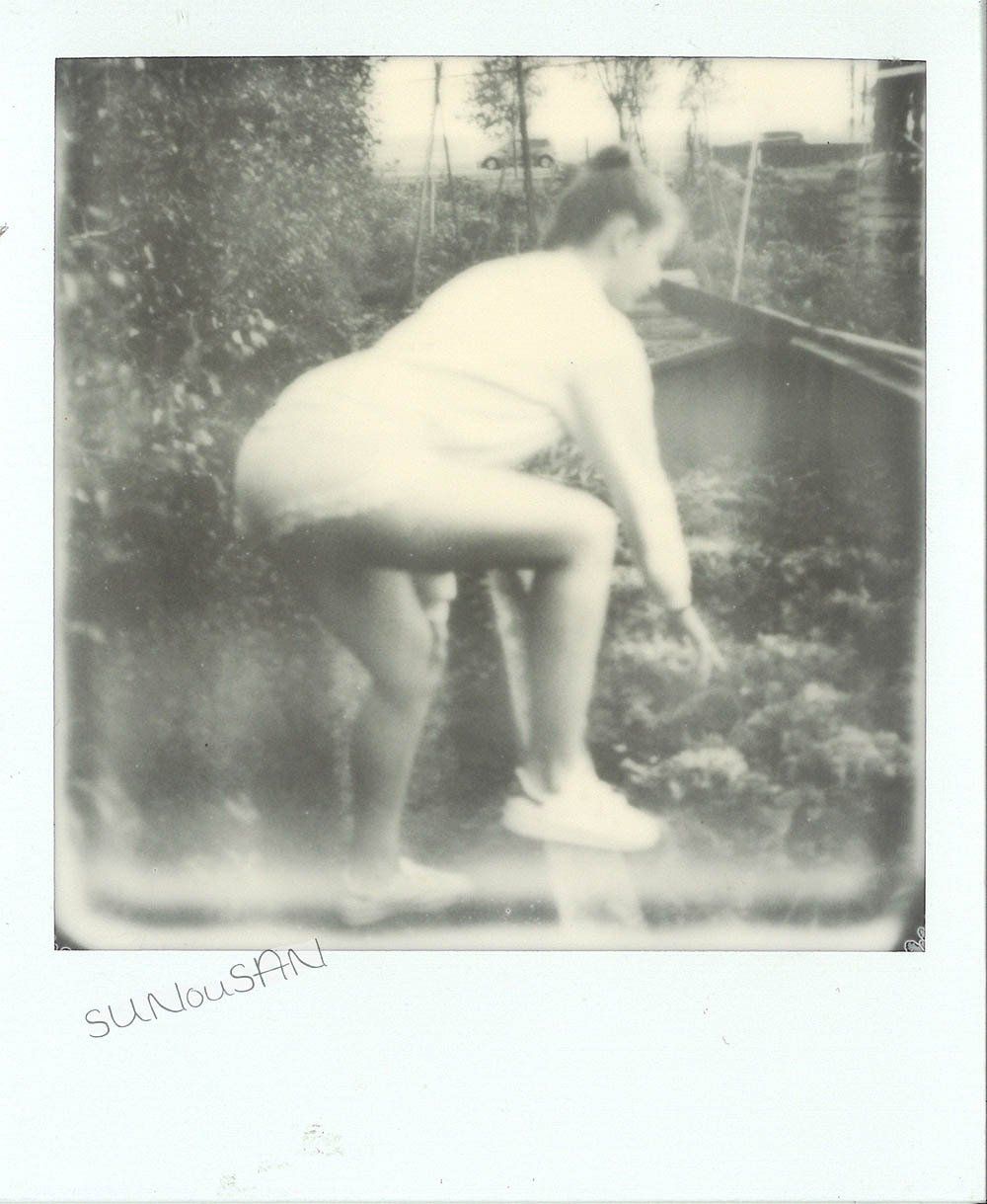 SUNouSAN - visual artist - woman fight - polaroid art
