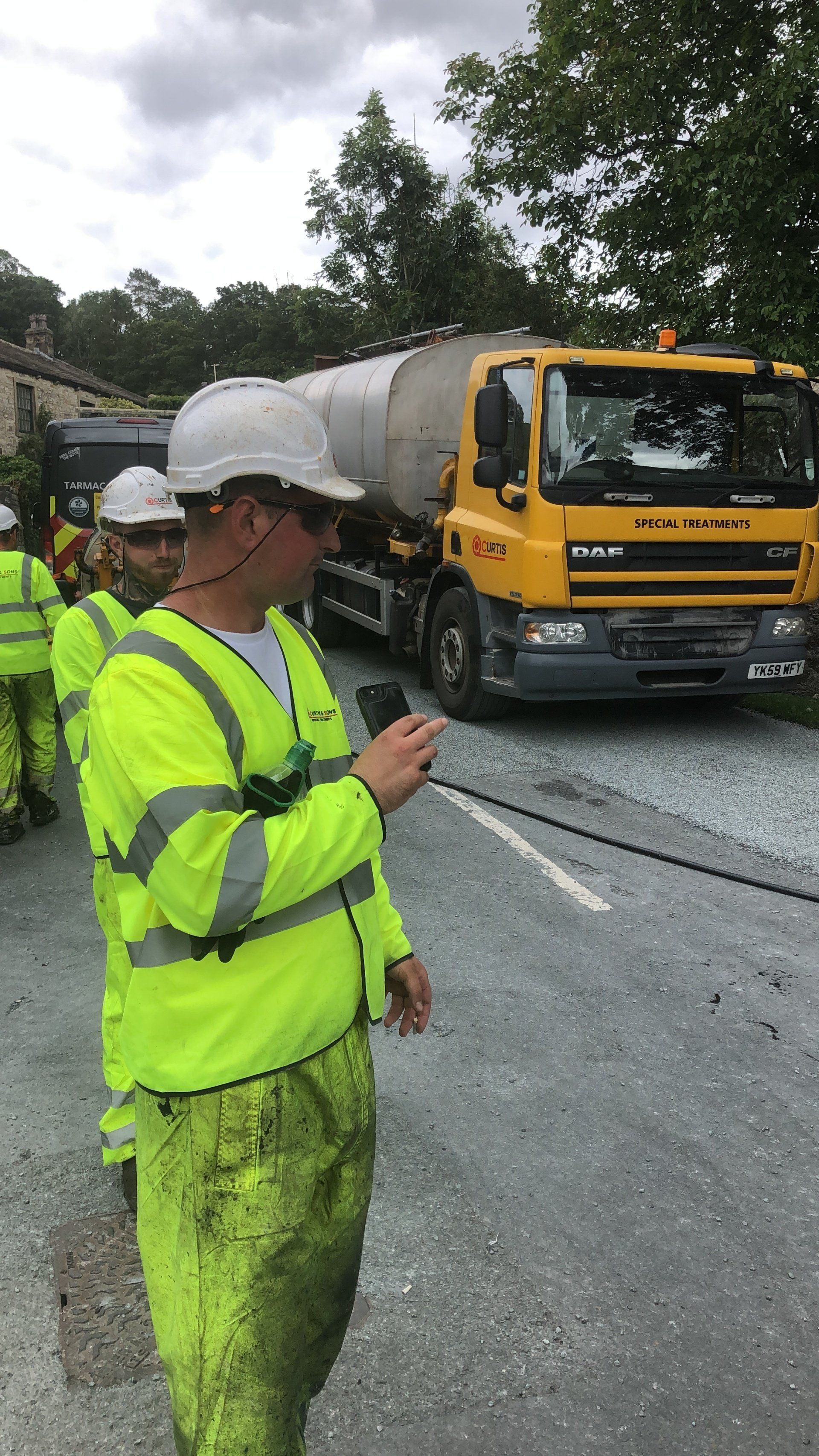 Surface dressing image 01