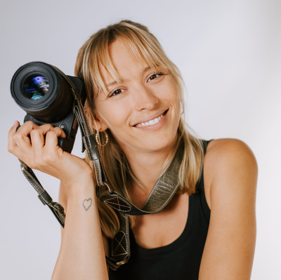 Professional headshot photographer: Professional photography and videography services across Townsville, emphasizing fun and relaxed style to capture genuine moments.