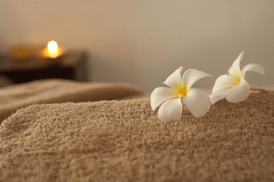 4 Reasons Why You Should Be Getting Regular Massages