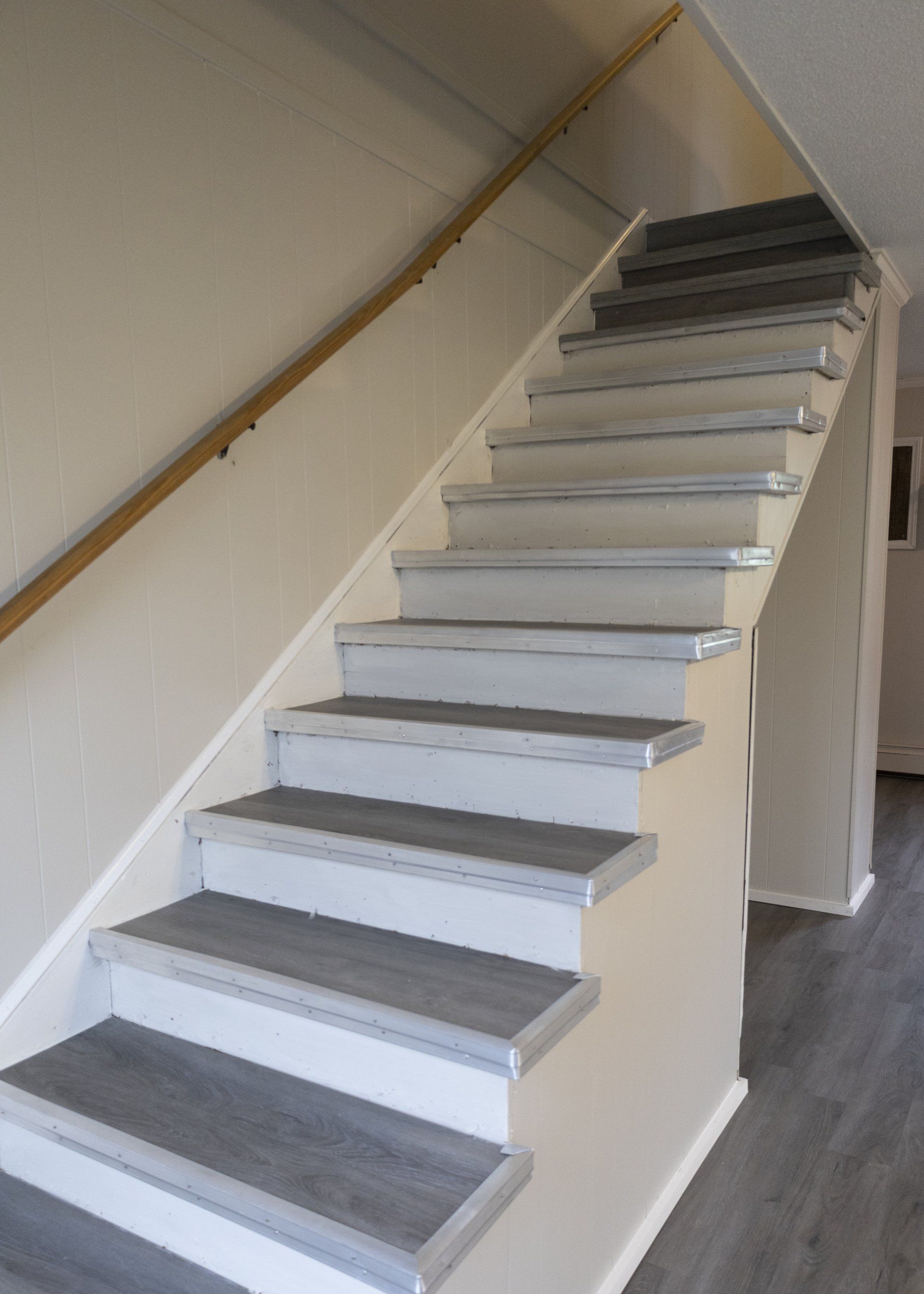 bamboo road townhomes stairs