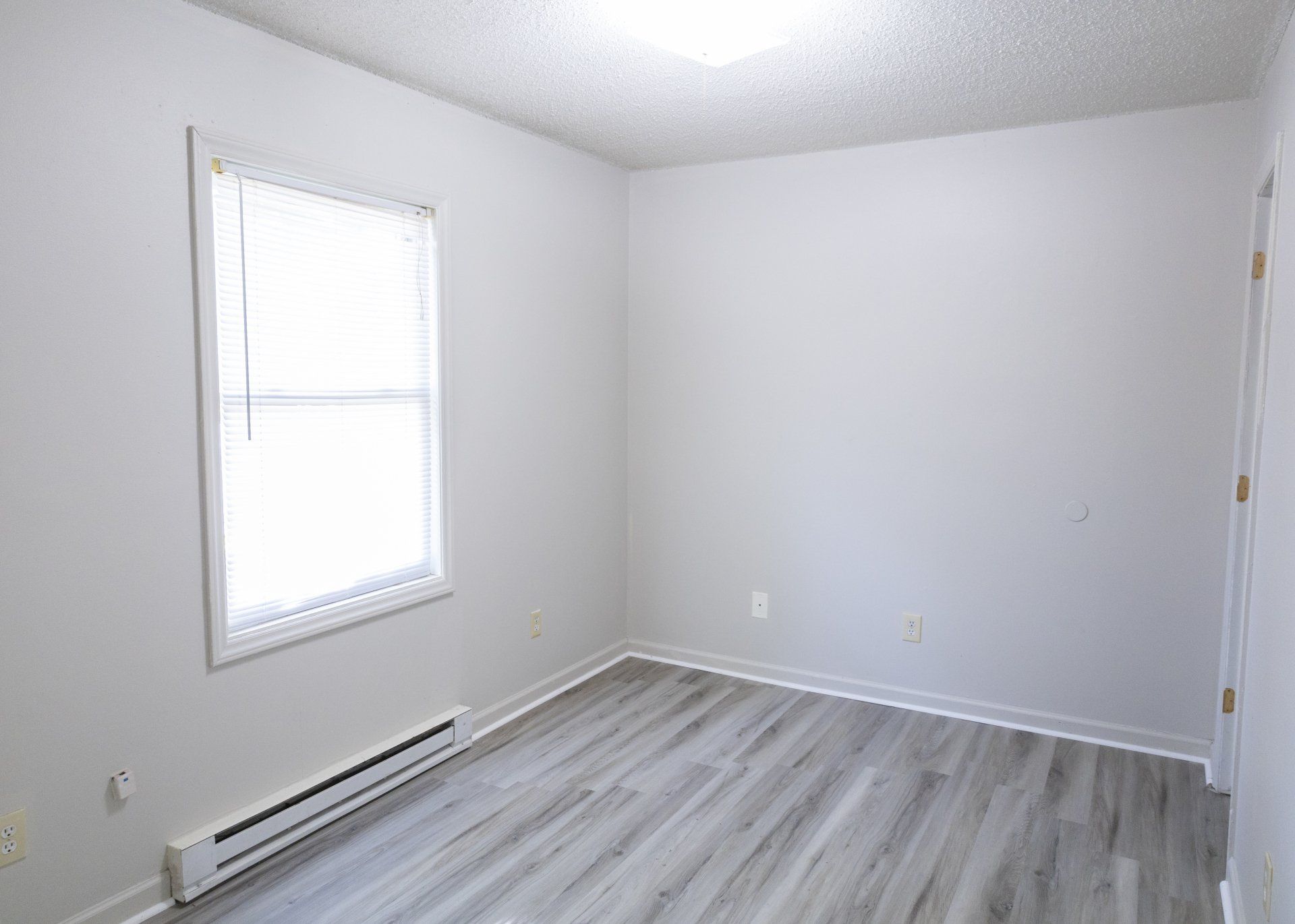 New River Farm bedroom