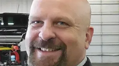 kevin portrait | Art's Automotive