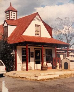 picture of old 'chicken coop'