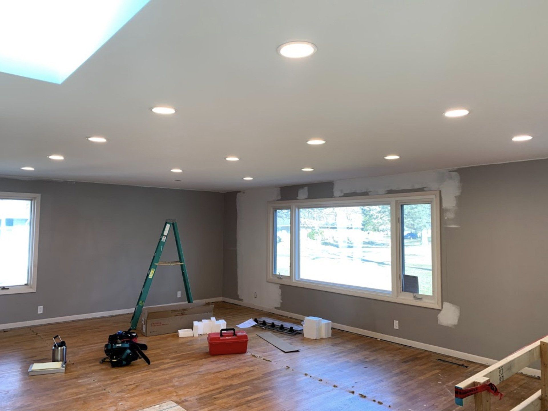 There is a ladder in the middle of the room.