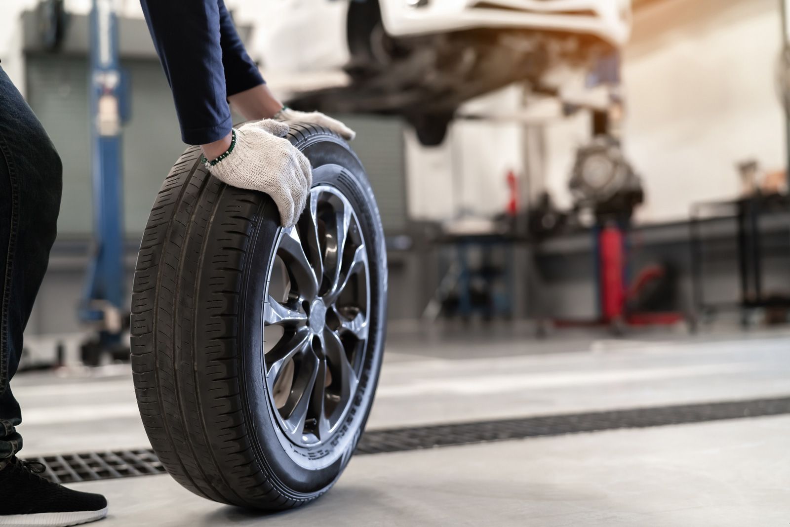 Mechanic Change A Wheel Tire — Midland, MI — D And J Auto Repair