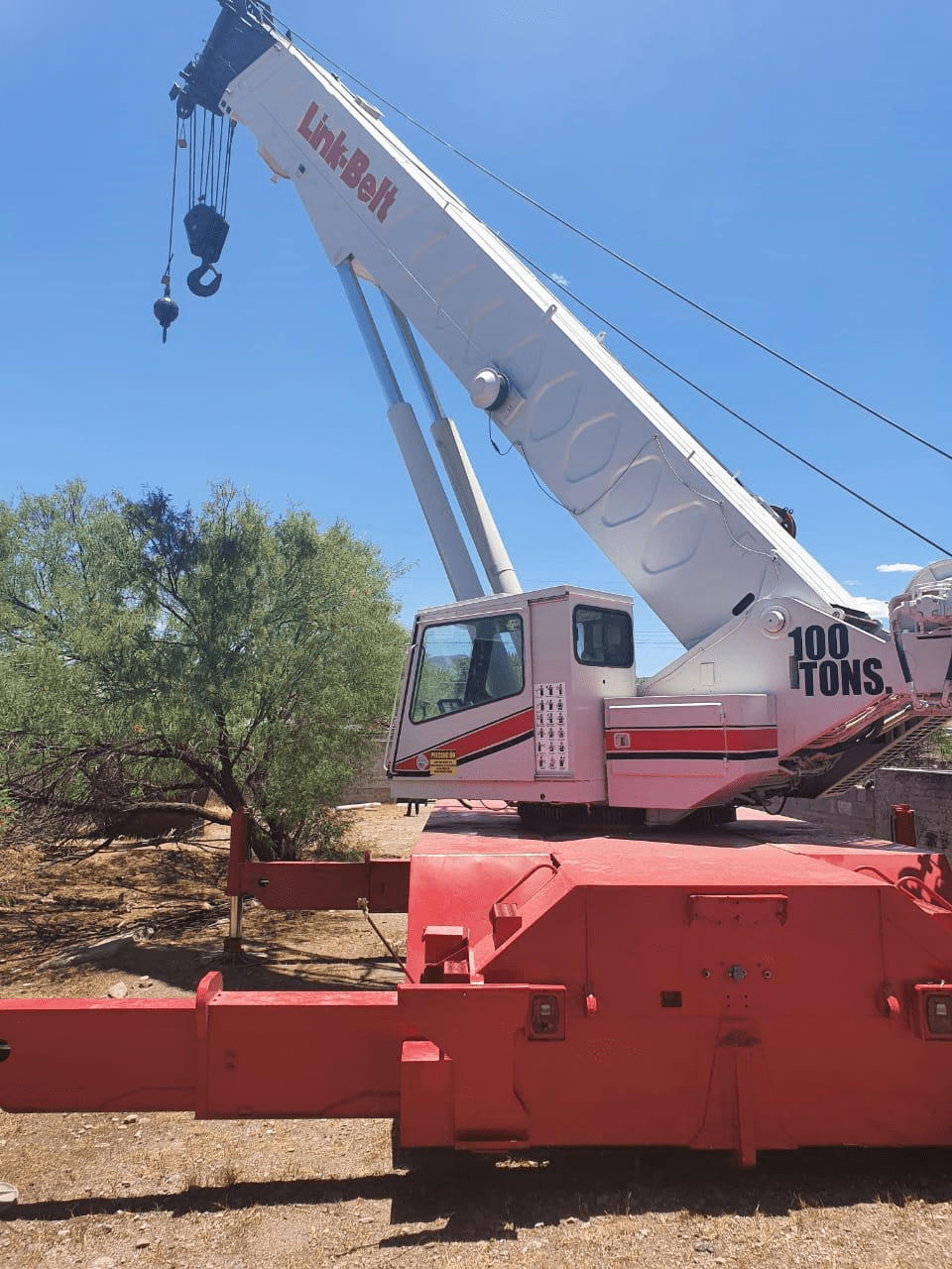 AARSE - Grúa de 100 toneladas