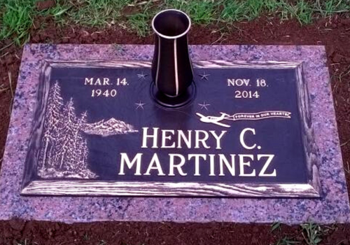 Gravestone plaque for Henry C. Martinez with dates Mar. 14, 1940 and Nov. 18, 2014.