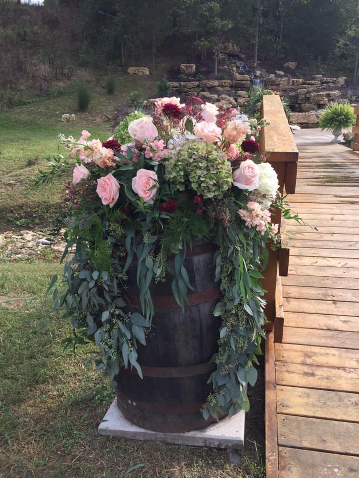 barn wedding venues near me image