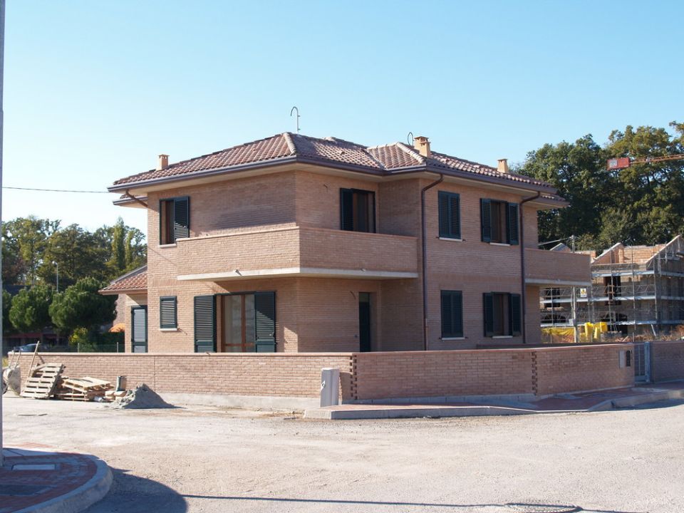 costruzione nuovi edifici