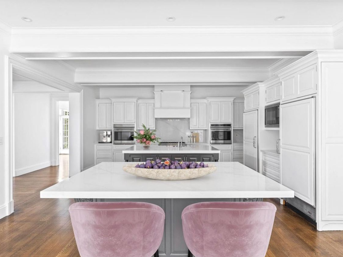 kitchen renovation, bathroom remodeling, general contractor, painting services, drywall repair, flooring installation