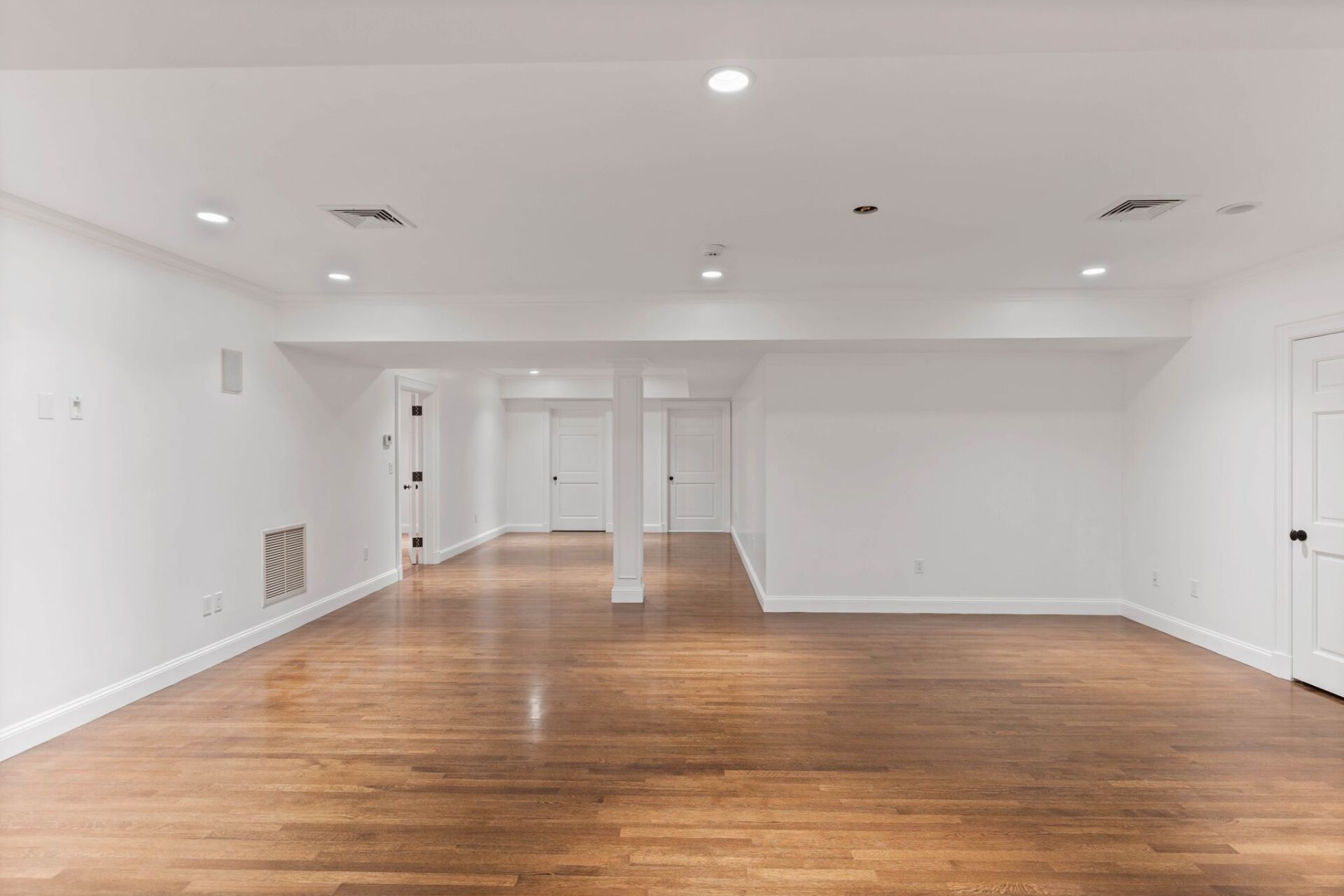 kitchen renovation, bathroom remodeling, general contractor, painting services, drywall repair, flooring installation