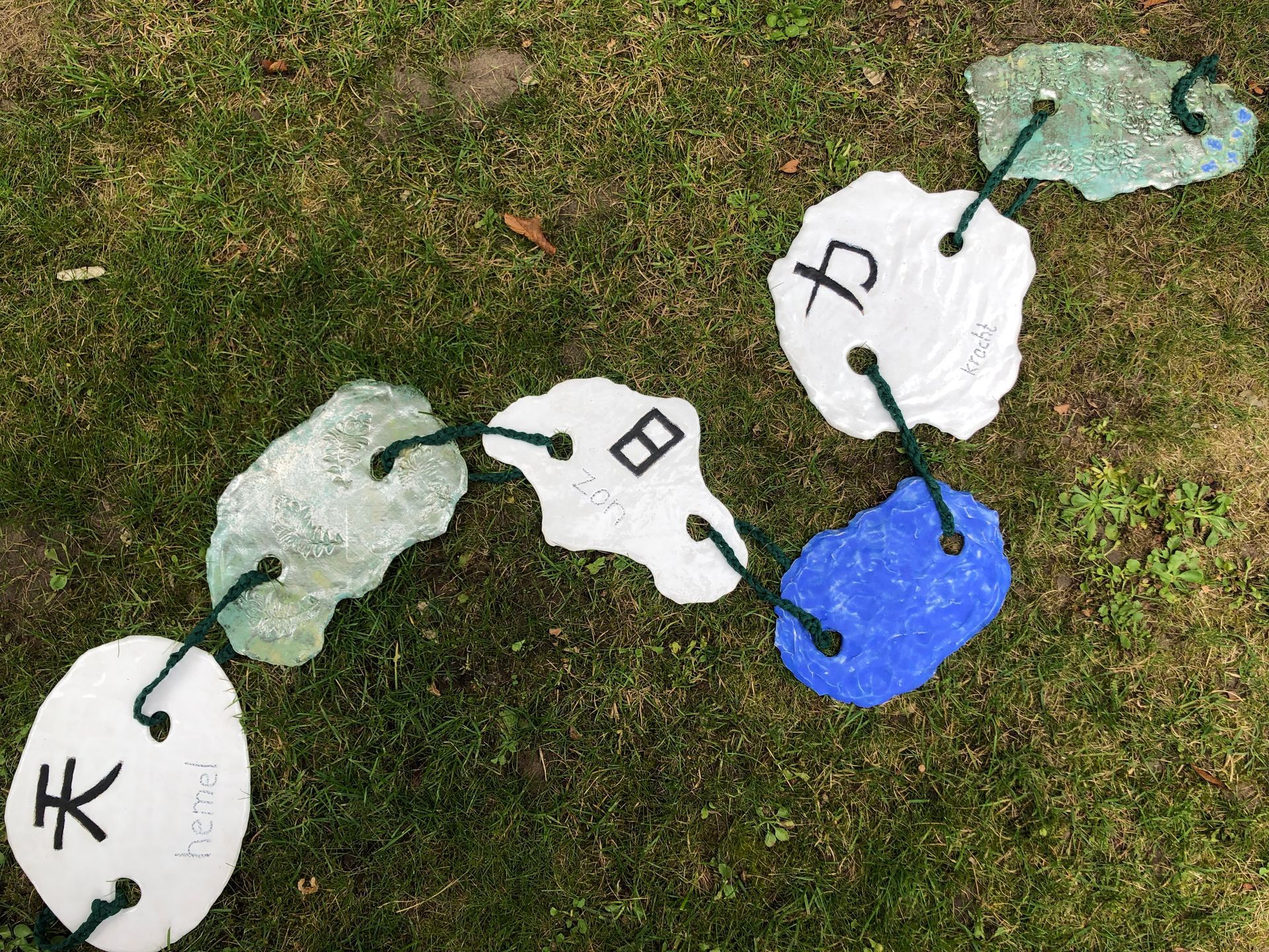 hemel zon kracht, keramiek object, Elisabeth Baron