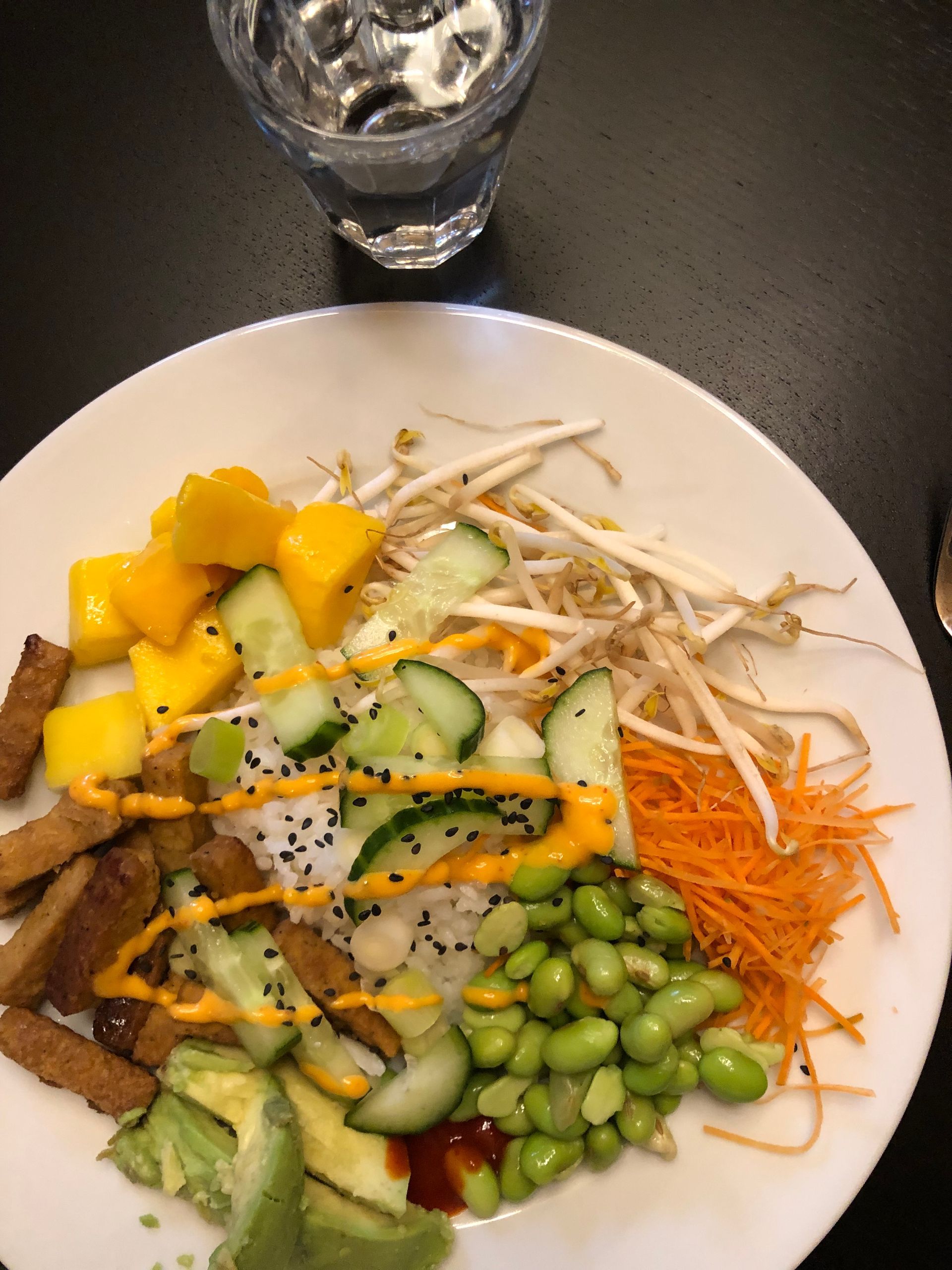 Klankschalen-sessie door Karin tijdens de Creatieve Weekend-Retraite 19-21 september 2025, Elisabeth Baron, EB-Artwork&Coaching