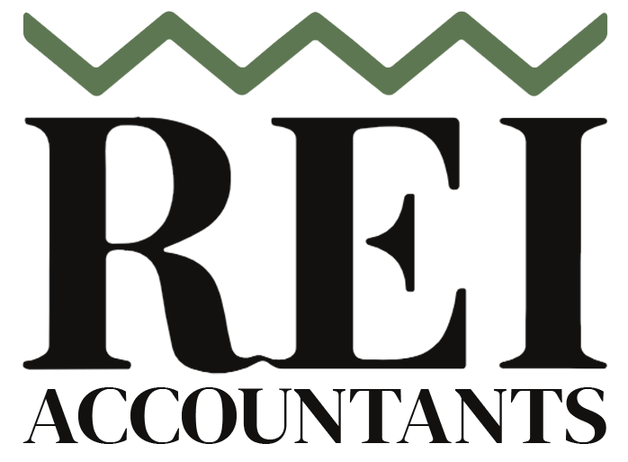 A logo for rei accountants with a green chevron