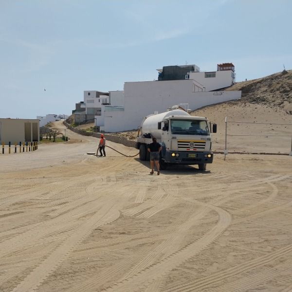 SIINAM SAC - Succión y Limpieza de Pozos Sépticos